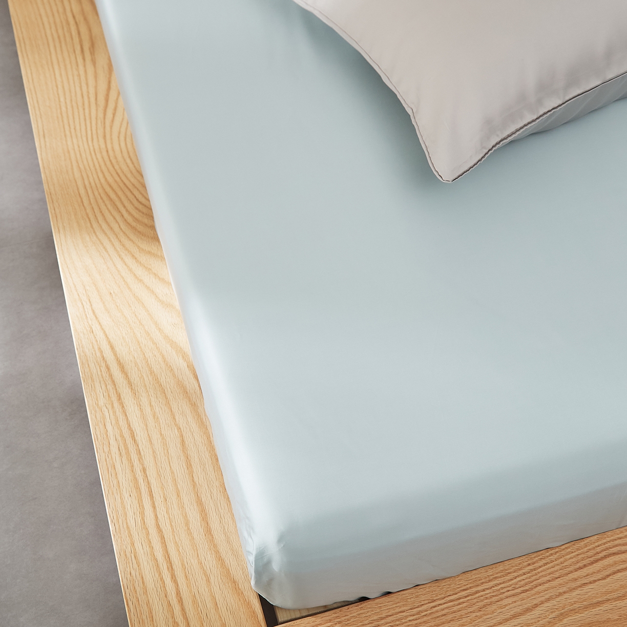 91家纺网 家纺一手货源 找家纺 优彩 2026新款60支兰精天丝单品枕套床单被套床笠系列-单床笠 天水色