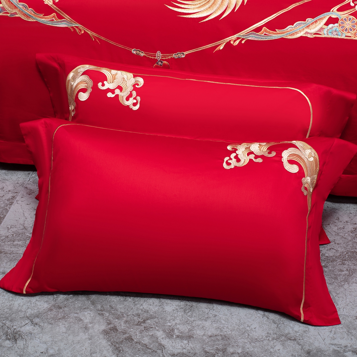 91家纺网 家纺一手货源 找家纺 柏拉图 2026新款长绒棉纯棉贡缎全工艺刺绣婚庆四件套多件套 缘定今生