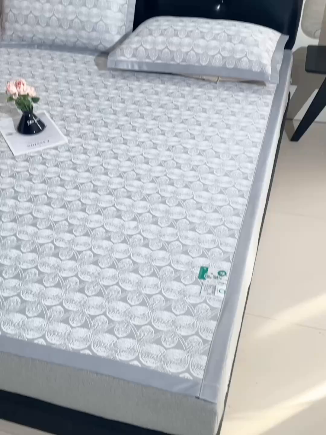 91家纺网 家纺一手货源 找家纺 锦逸家居 2026新款真PE聚乙烯高分子冰丝凉感凉席 云锦-灰