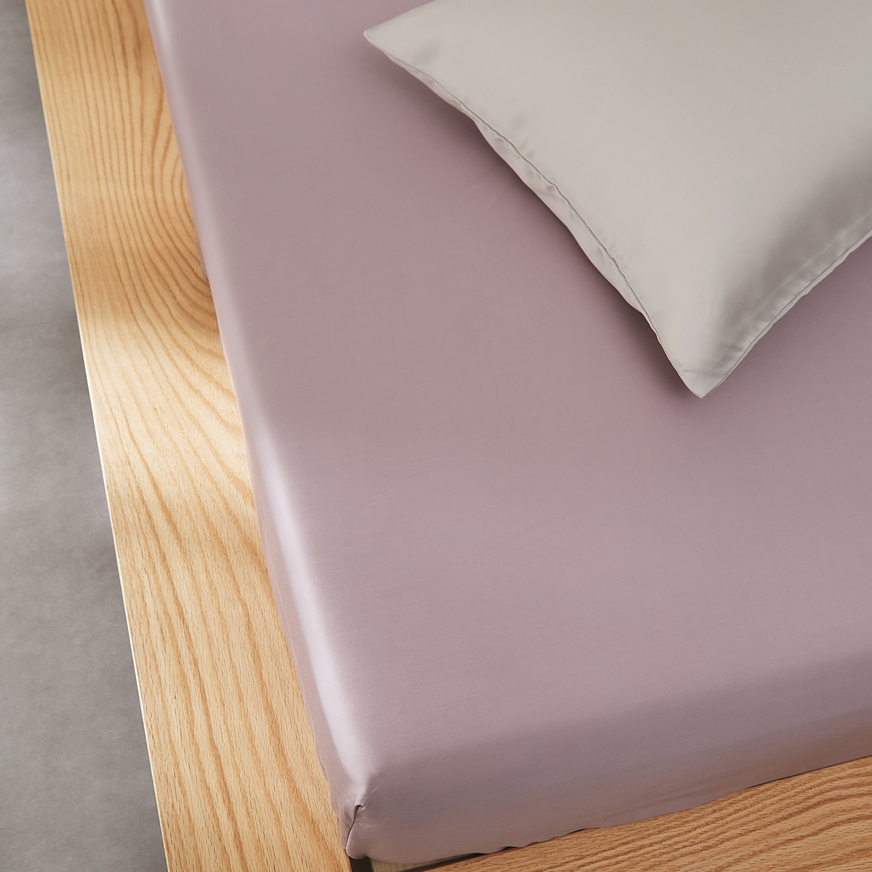 91家纺网 家纺一手货源 找家纺 优彩 2026新款60支兰精天丝单品枕套床单被套床笠系列-单床笠 悠悠紫