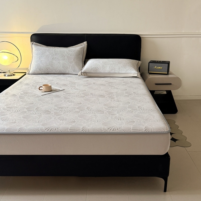 91家纺网 家纺一手货源 找家纺 绒艺席业 2026年新款立体浮雕工艺正宗凉感豆豆席凉席席子-床笠款 豆豆银杏叶-浅灰色