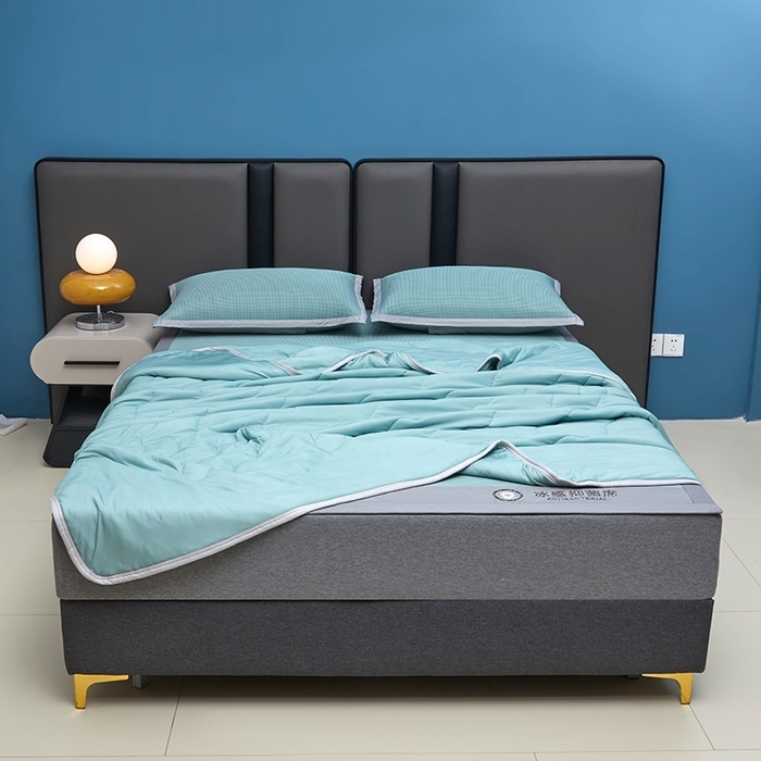 91家纺网 家纺一手货源 找家纺 （总）铺尚美家纺 2026 新款A类复合加厚三明治抗菌碳光冰丝席子凉席三件套