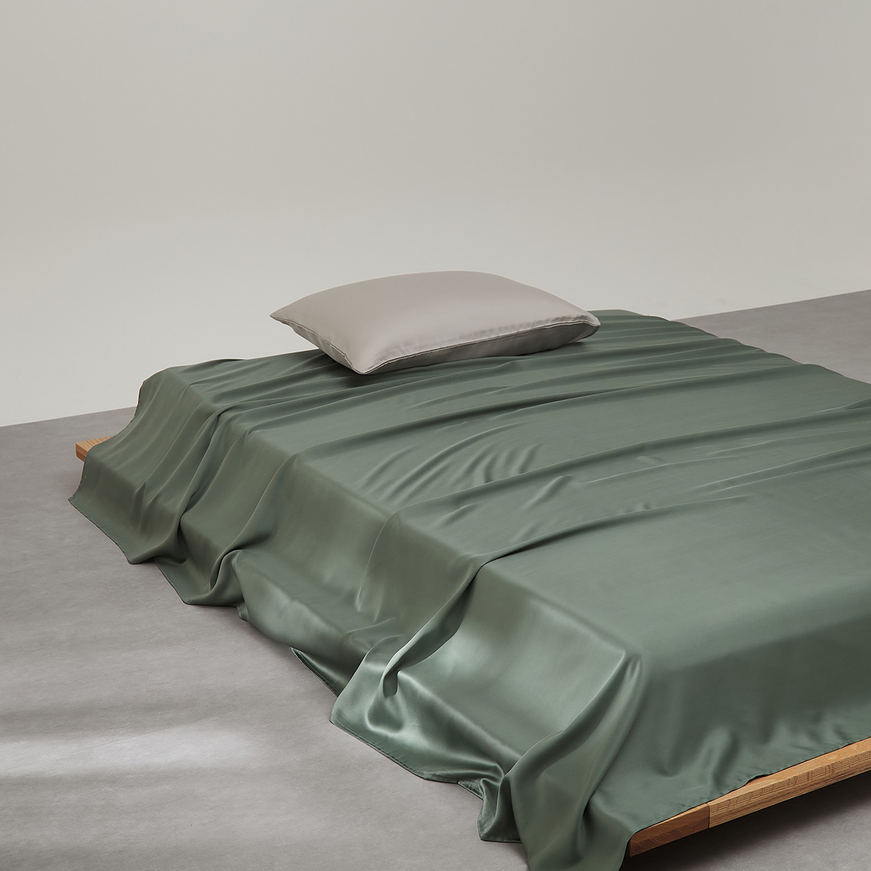 91家纺网 家纺一手货源 找家纺 优彩 2026新款60支兰精天丝单品枕套床单被套床笠系列-单床单 橄榄绿