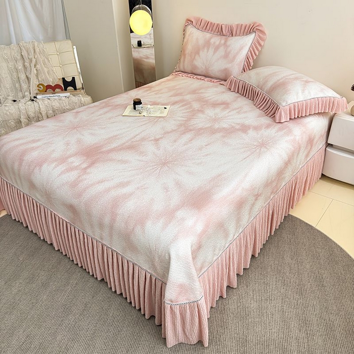 91家纺网 家纺一手货源 找家纺 锦逸家居 2026新款床裙款真PE冰丝凉席 花间密语