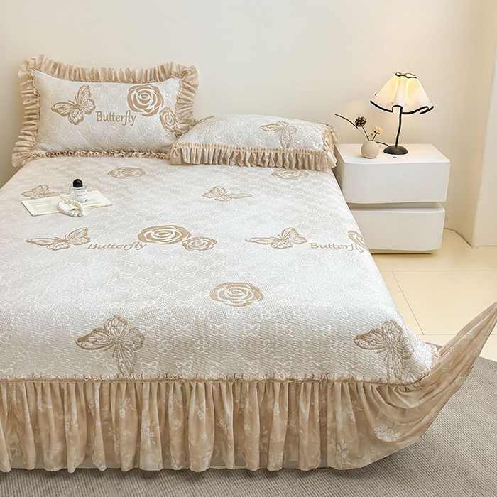 91家纺网 家纺一手货源 找家纺 锦逸家居 2026新款床裙款真PE冰丝凉席 花香丽影-卡其