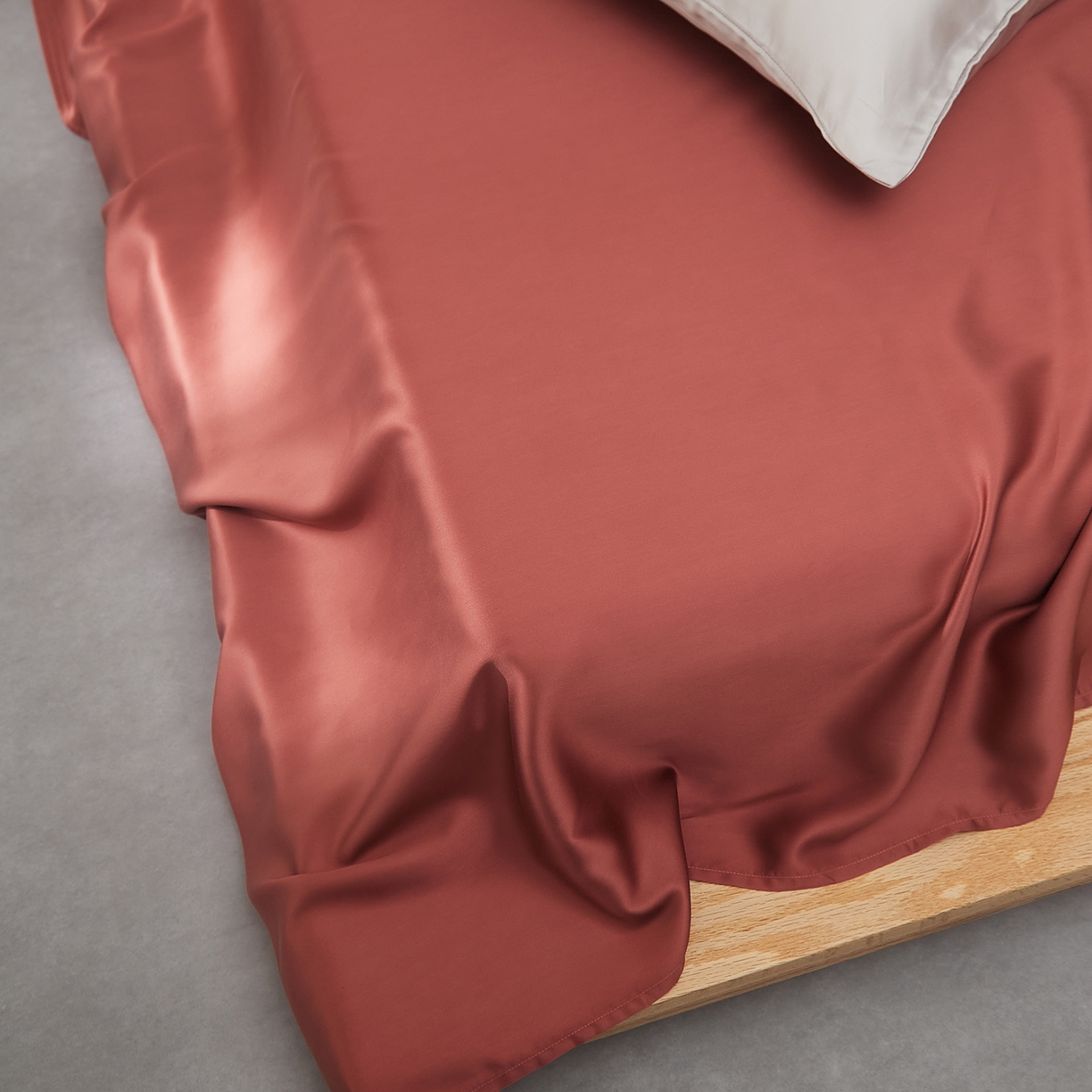 91家纺网 家纺一手货源 找家纺 优彩 2026新款60支兰精天丝单品枕套床单被套床笠系列-单床单 暖茶色