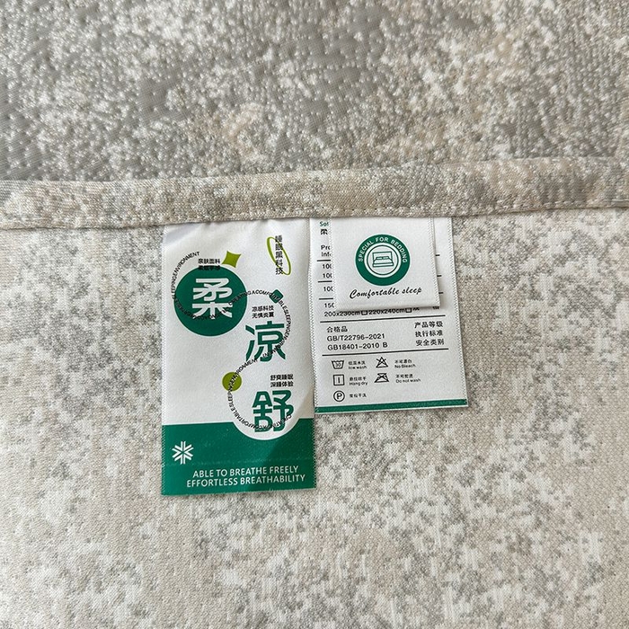 91家纺网 家纺一手货源 找家纺 锦逸家居 2026新款床裙款真PE冰丝凉席 欧陆风情-灰蓝