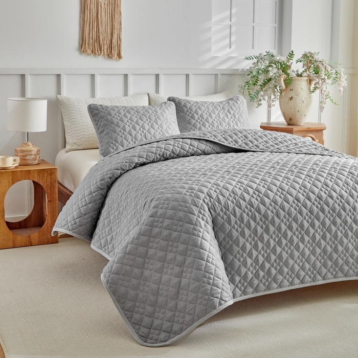 91家纺网 家纺一手货源 找家纺 （总）温宁 2026年素色床盖三件套 国外薄被第一批--九宫格  跨境，外贸，亚马逊，shein，temu