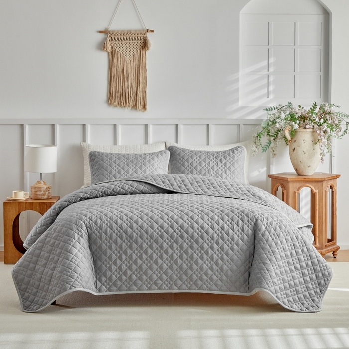 91家纺网 家纺一手货源 找家纺 （总）温宁 2026年素色床盖三件套 国外薄被第一批--九宫格  跨境，外贸，亚马逊，shein，temu