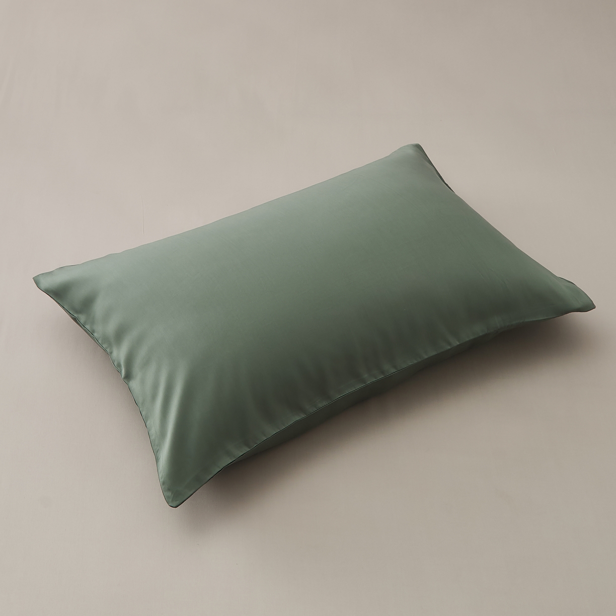 91家纺网 家纺一手货源 找家纺 优彩 2026新款60支兰精天丝单品枕套床单被套床笠系列-单枕套 橄榄绿