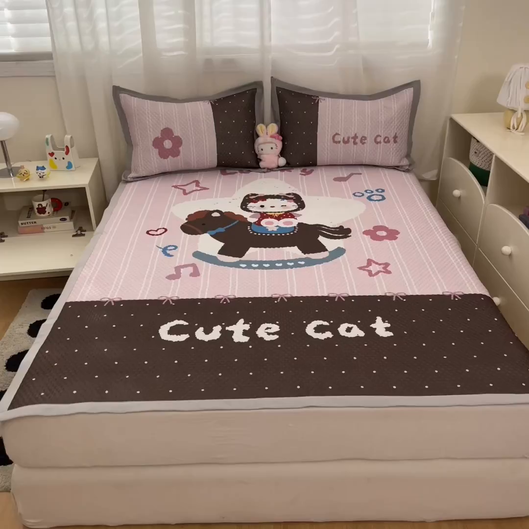 91家纺网 家纺一手货源 找家纺 蓝极人 2026新款大版数码印花豆豆席 木马KT