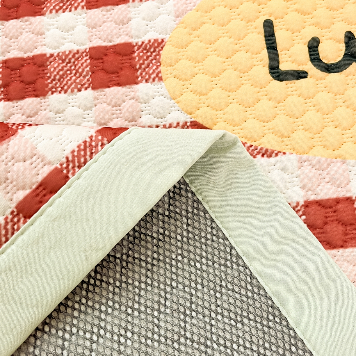 91家纺网 家纺一手货源 找家纺 蓝极人 2026新款大版数码印花豆豆席 苹果狗