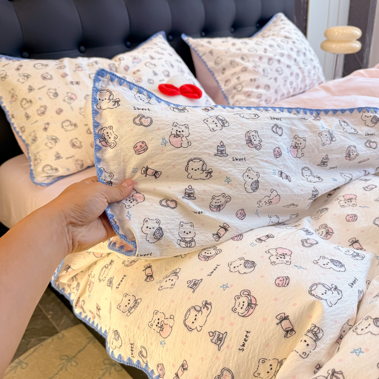 91家纺网 家纺一手货源 找家纺 盼季家纺 2026新款水洗棉印花贝壳绣四件套 贝壳绣-萌萌汪汪