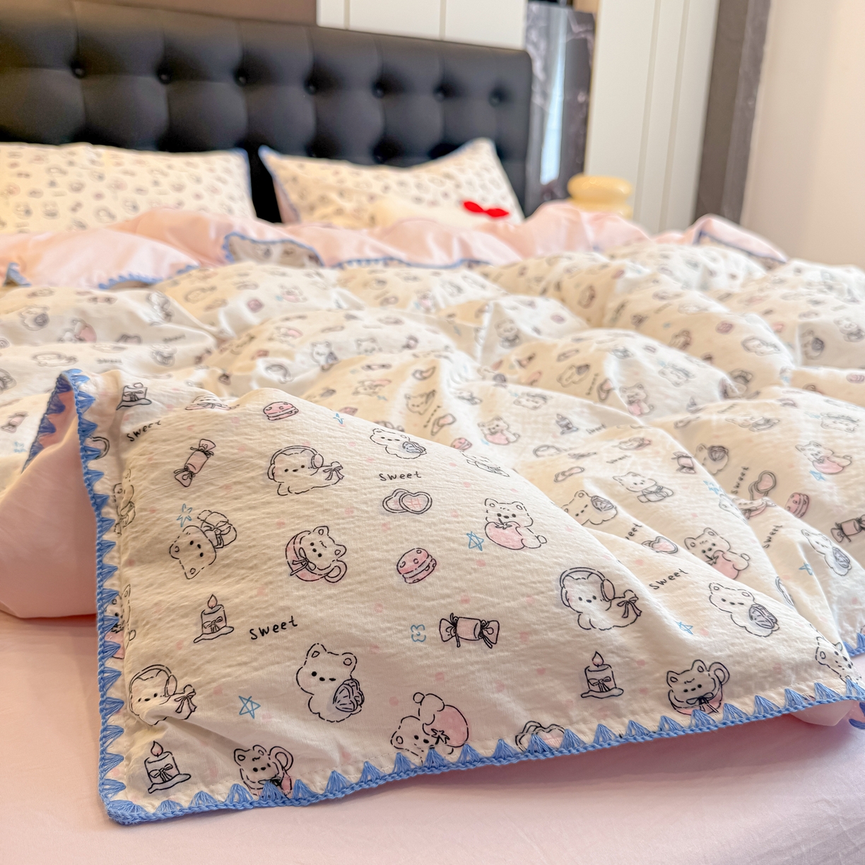 91家纺网 家纺一手货源 找家纺 盼季家纺 2026新款水洗棉印花贝壳绣四件套 贝壳绣-萌萌汪汪