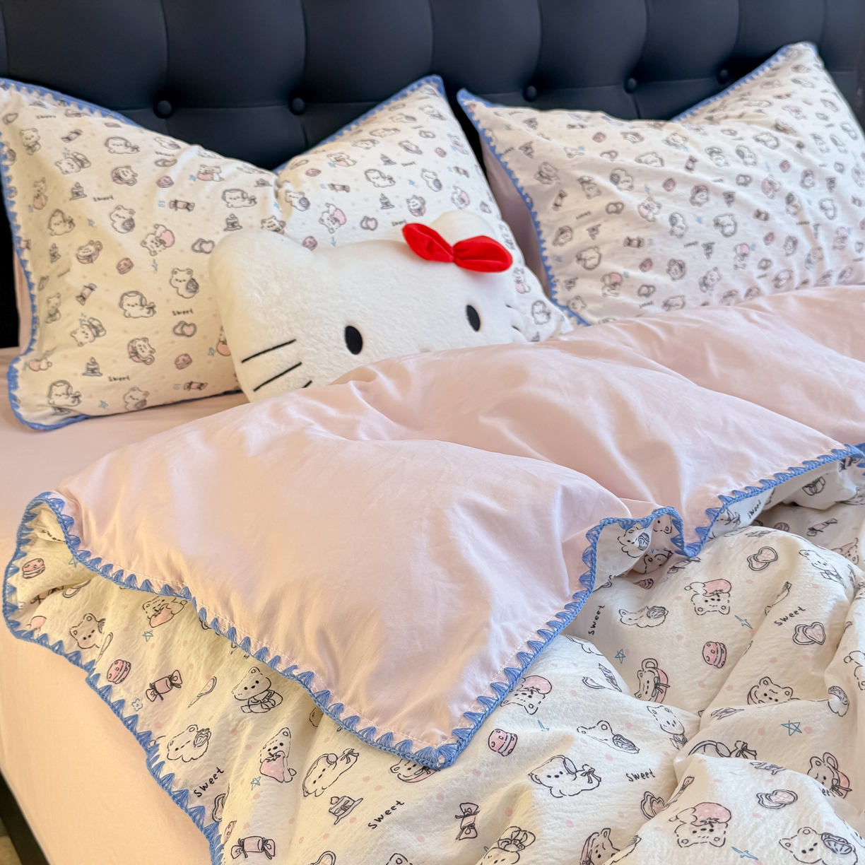 91家纺网 家纺一手货源 找家纺 盼季家纺 2026新款水洗棉印花贝壳绣四件套 贝壳绣-萌萌汪汪