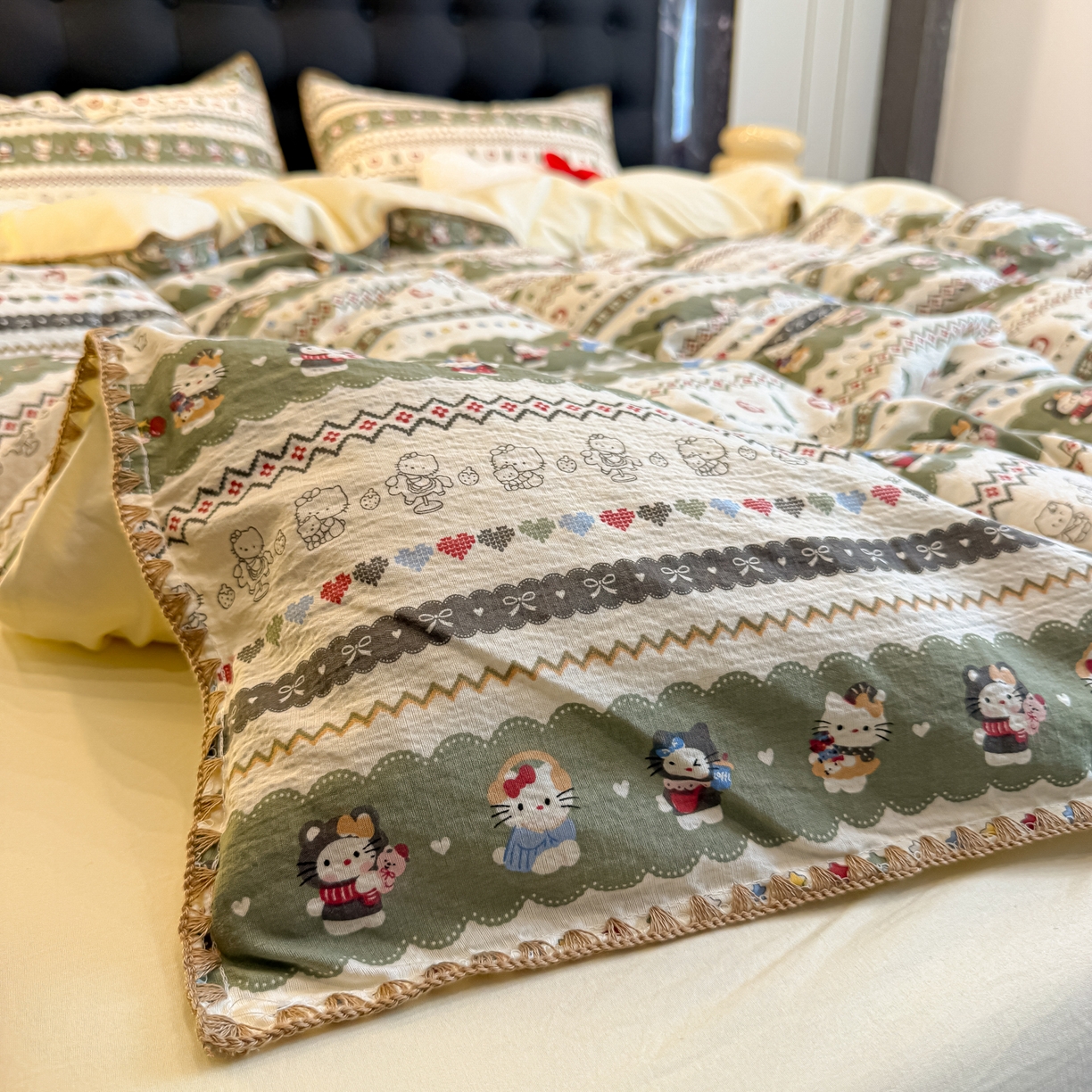 91家纺网 家纺一手货源 找家纺 盼季家纺 2026新款水洗棉印花贝壳绣四件套 贝壳绣-调皮小瞄