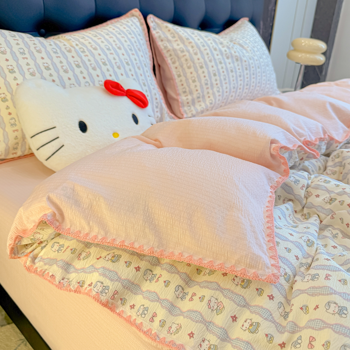 91家纺网 家纺一手货源 找家纺 盼季家纺 2026新款水洗棉印花贝壳绣四件套 贝壳绣-萌宠喵喵