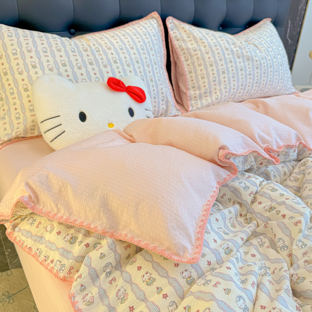 91家纺网 家纺一手货源 找家纺 盼季家纺 2026新款水洗棉印花贝壳绣四件套 贝壳绣-萌宠喵喵