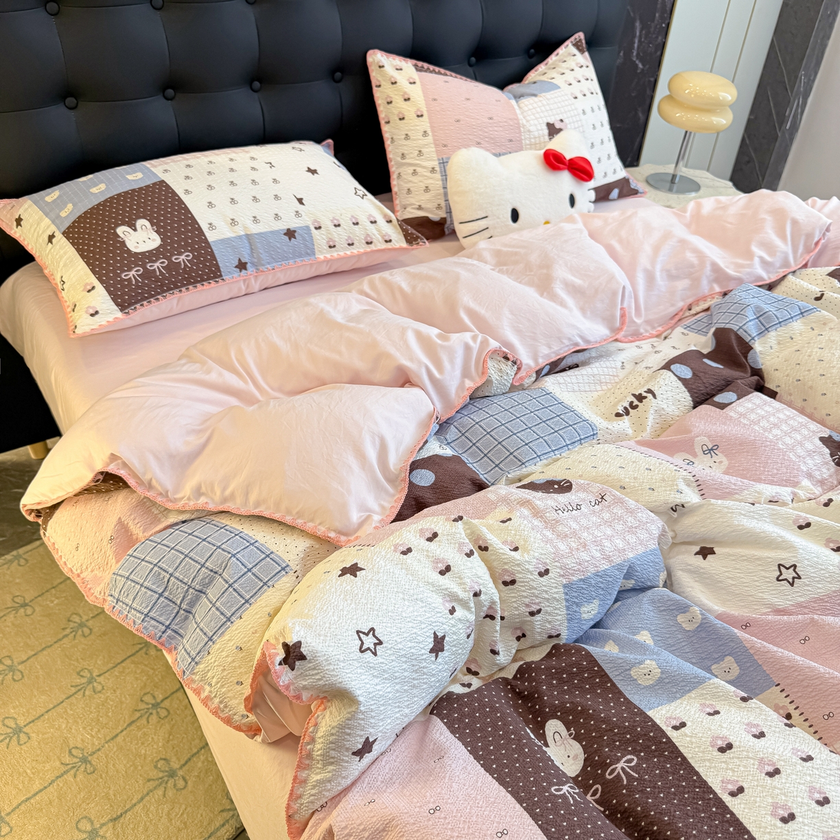 91家纺网 家纺一手货源 找家纺 盼季家纺 2026新款水洗棉印花贝壳绣四件套 贝壳绣-拼布猫咪酱