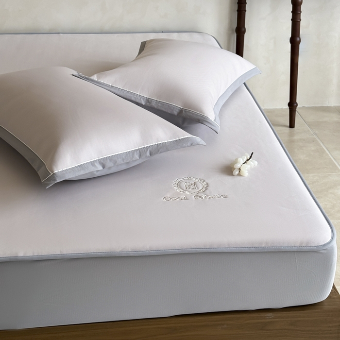 91家纺网 家纺一手货源 找家纺 席佬大 2026新款cool凉感PE肌理纹莫奈冰丝抗菌凉席席子系列 浅紫-床笠款