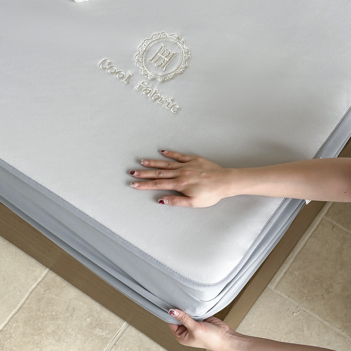 91家纺网 家纺一手货源 找家纺 席佬大 2026新款cool凉感PE肌理纹莫奈冰丝抗菌凉席席子系列 云灰-床笠款