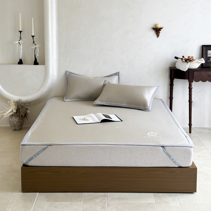 91家纺网 家纺一手货源 找家纺 席佬大 2026新款cool凉感PE肌理纹莫奈冰丝抗菌凉席席子系列 香槟金-平席款