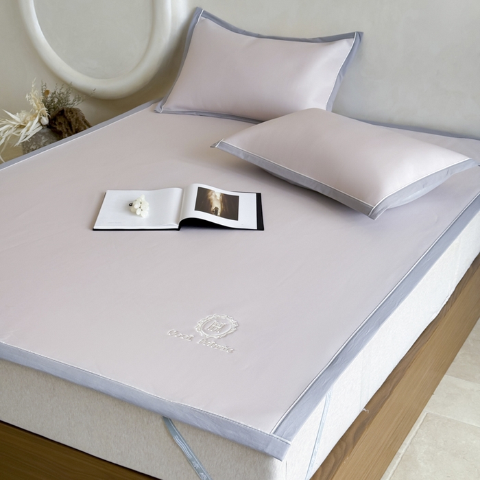 91家纺网 家纺一手货源 找家纺 席佬大 2026新款cool凉感PE肌理纹莫奈冰丝抗菌凉席席子系列 浅紫-平席款