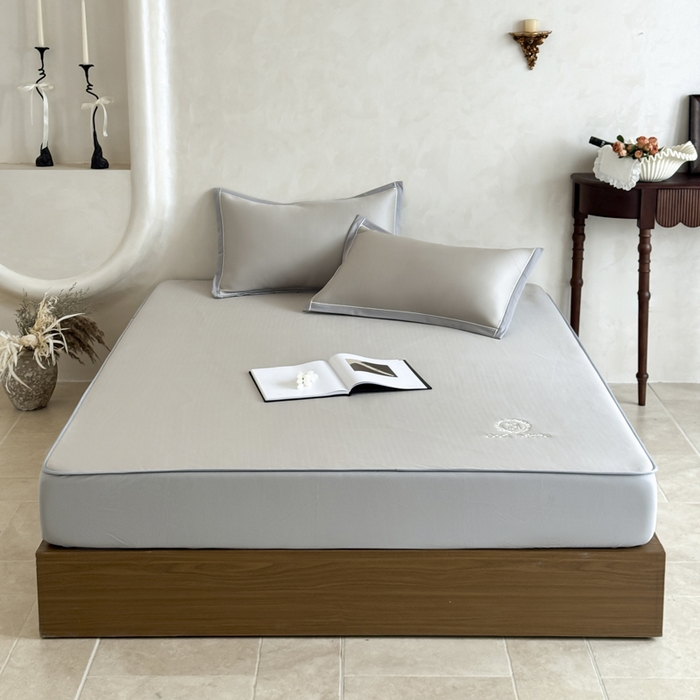 91家纺网 家纺一手货源 找家纺 席佬大 2026新款cool凉感PE肌理纹莫奈冰丝抗菌凉席席子系列 香槟色-床笠款