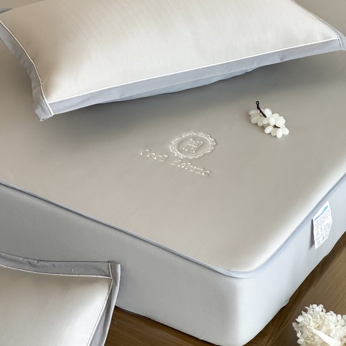 91家纺网 家纺一手货源 找家纺 席佬大 2026新款cool凉感PE肌理纹莫奈冰丝抗菌凉席席子系列 香槟色-床笠款