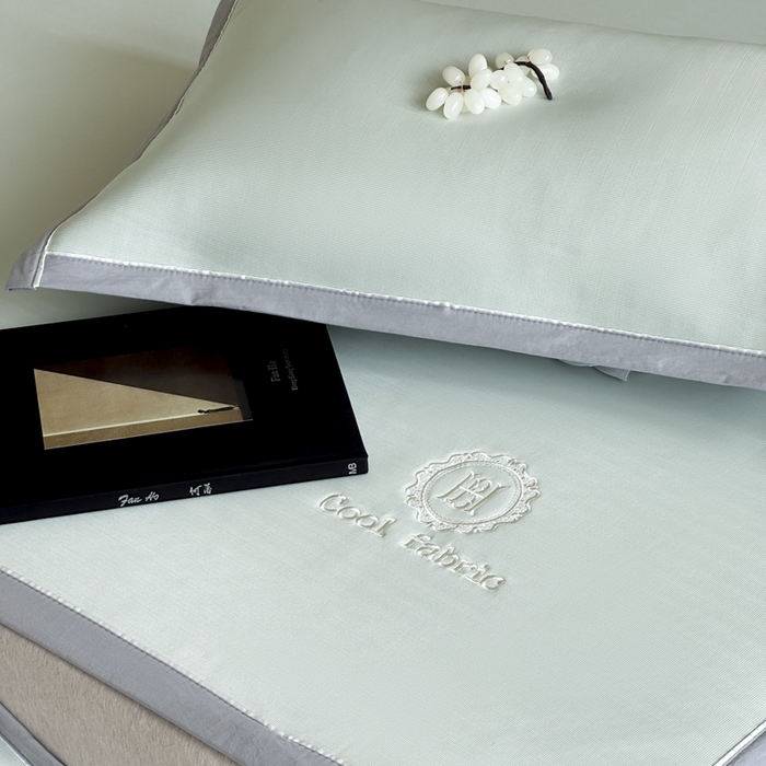 91家纺网 家纺一手货源 找家纺 席佬大 2026新款cool凉感PE肌理纹莫奈冰丝抗菌凉席席子系列 豆绿-平席款