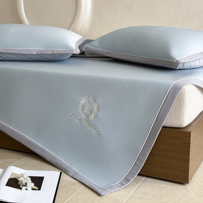 91家纺网 家纺一手货源 找家纺 席佬大 2026新款cool凉感PE肌理纹莫奈冰丝抗菌凉席席子系列 雾蓝-平席款