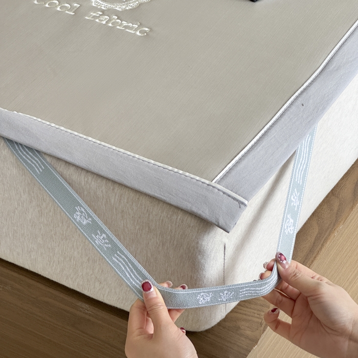 91家纺网 家纺一手货源 找家纺 席佬大 2026新款cool凉感PE肌理纹莫奈冰丝抗菌凉席席子系列 香槟金-平席款