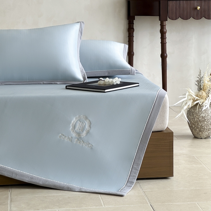 91家纺网 家纺一手货源 找家纺 席佬大 2026新款cool凉感PE肌理纹莫奈冰丝抗菌凉席席子系列 雾蓝-平席款