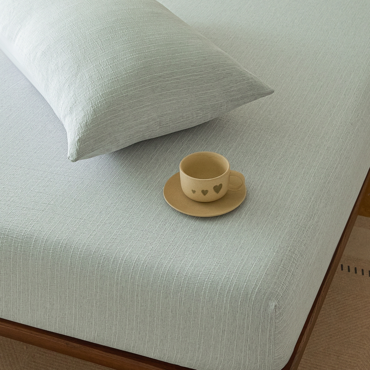 91家纺网 家纺一手货源 找家纺 蓝极人 2026新款提花色织水洗麻床笠 CL抹茶绿