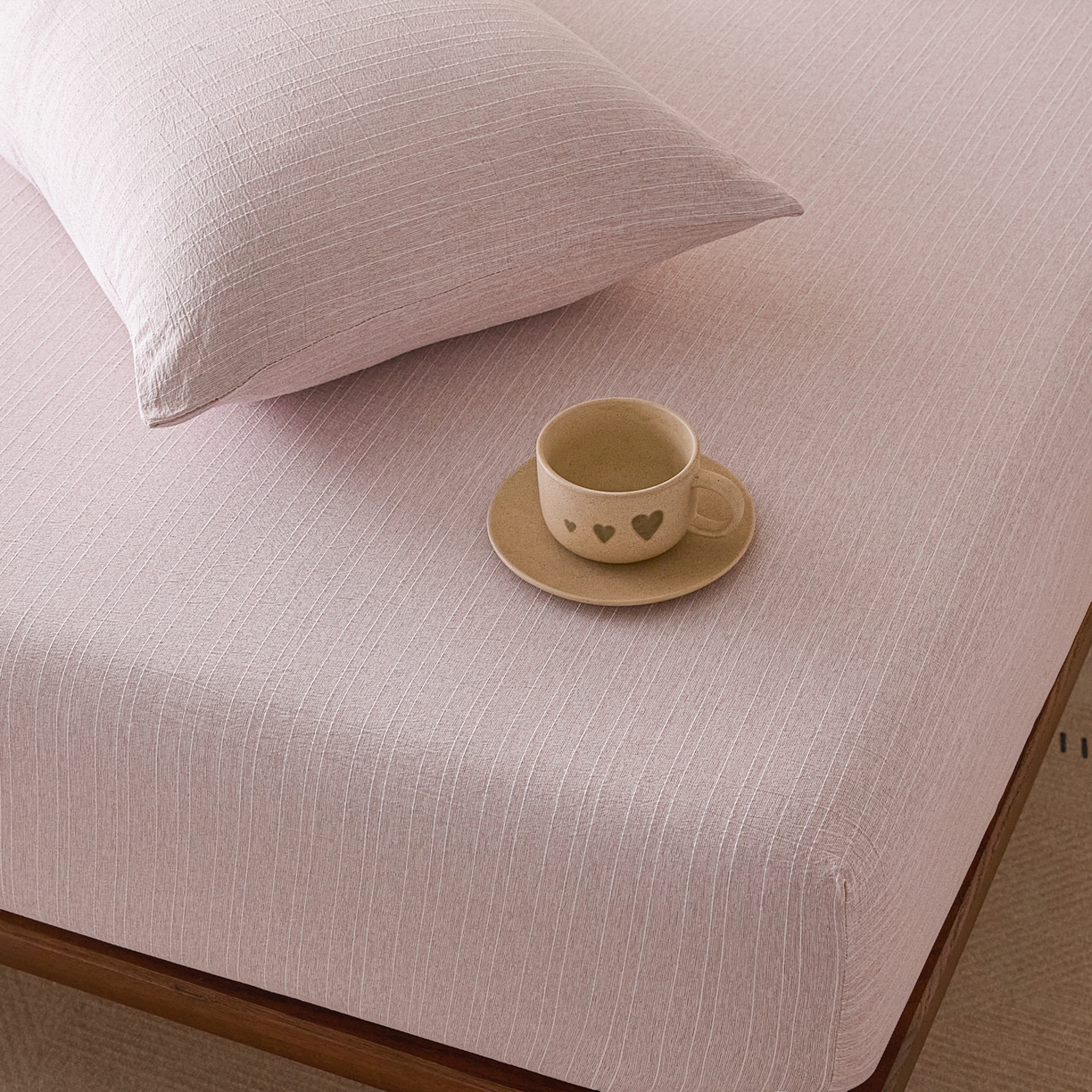 91家纺网 家纺一手货源 找家纺 蓝极人 2026新款提花色织水洗麻床笠 CL玫瑰粉