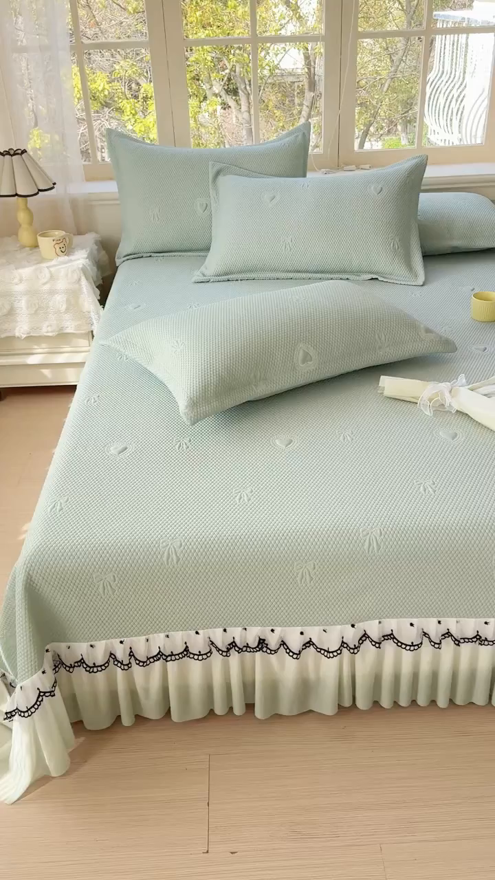 91家纺网 家纺一手货源 找家纺 （总）鑫利来家纺 2026新款A类PE乙纶凉豆豆凉席高分子提花凉感冰豆豆床裙款凉席三件套