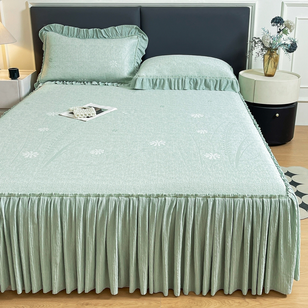 91家纺网 家纺一手货源 找家纺 绒艺席业 2026年新款立体浮雕工艺正宗凉感豆豆席凉席席子-床裙款 豆豆彩蝶-绿色