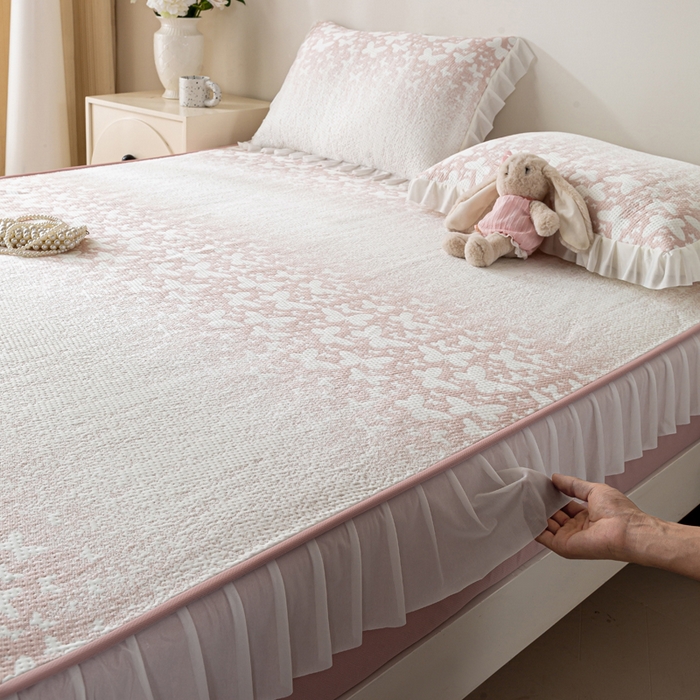 91家纺网 家纺一手货源 找家纺 （总）伊人坊 2026新款A类550克凉感提花值过0.21冰豆豆家用凉席子三件套夏季-花边床笠款