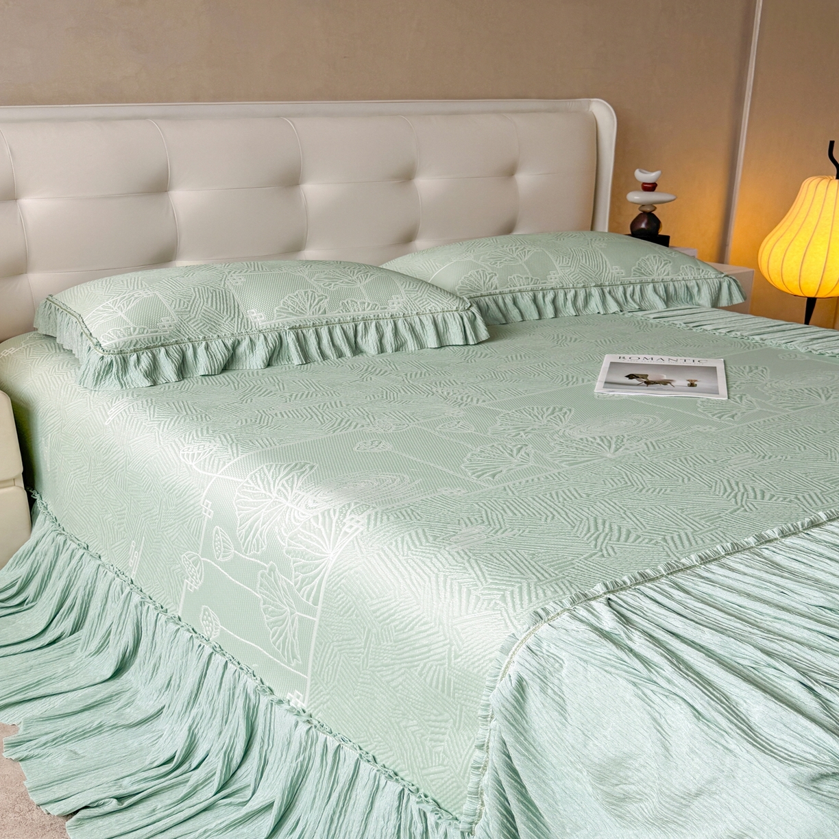 91家纺网 家纺一手货源 找家纺 绒艺席业 2026年新款立体浮雕工艺正宗凉感豆豆席凉席席子-床裙款 豆豆荷塘月色-绿色