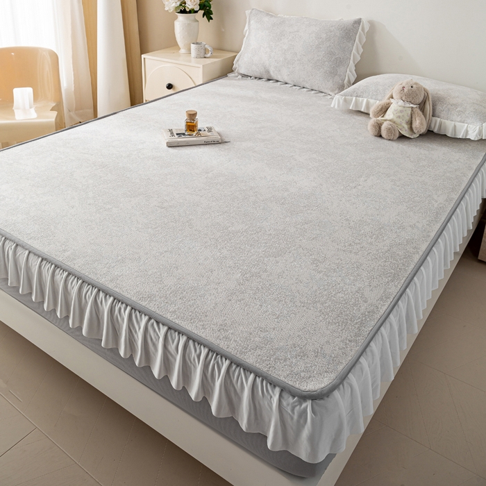 91家纺网 家纺一手货源 找家纺 伊人坊 2026新款A类550克凉感提花值过0.21冰豆豆家用凉席子三件套夏季-花边床笠款 繁花-灰