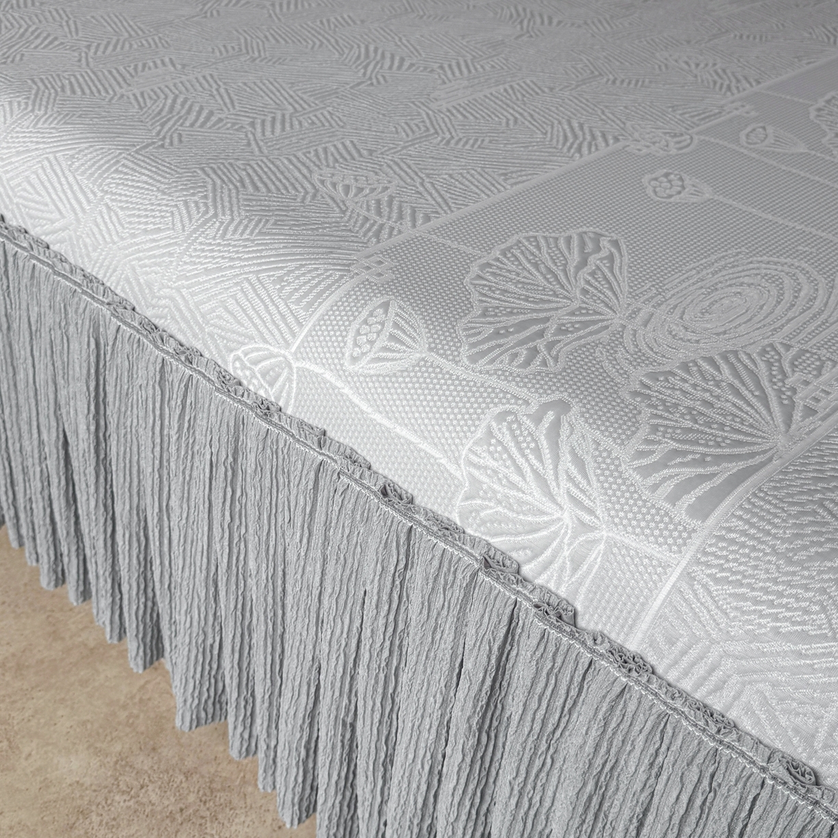 91家纺网 家纺一手货源 找家纺 绒艺席业 2026年新款立体浮雕工艺正宗凉感豆豆席凉席席子-床裙款 豆豆荷塘月色-灰色