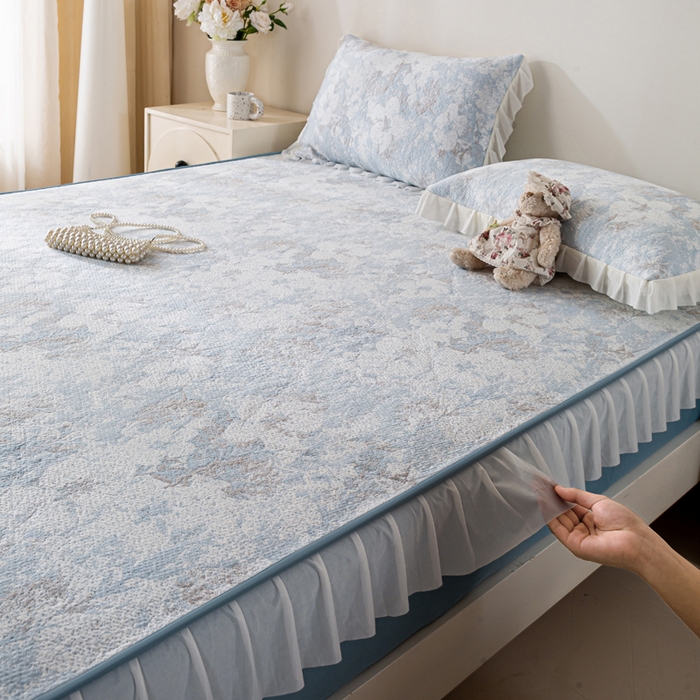 91家纺网 家纺一手货源 找家纺 伊人坊 2026新款A类550克凉感提花值过0.21冰豆豆家用凉席子三件套夏季-花边床笠款 繁花-蓝