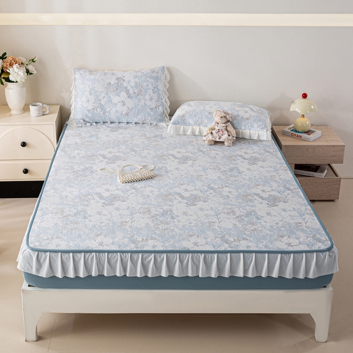 91家纺网 家纺一手货源 找家纺 伊人坊 2026新款A类550克凉感提花值过0.21冰豆豆家用凉席子三件套夏季-花边床笠款 繁花-蓝