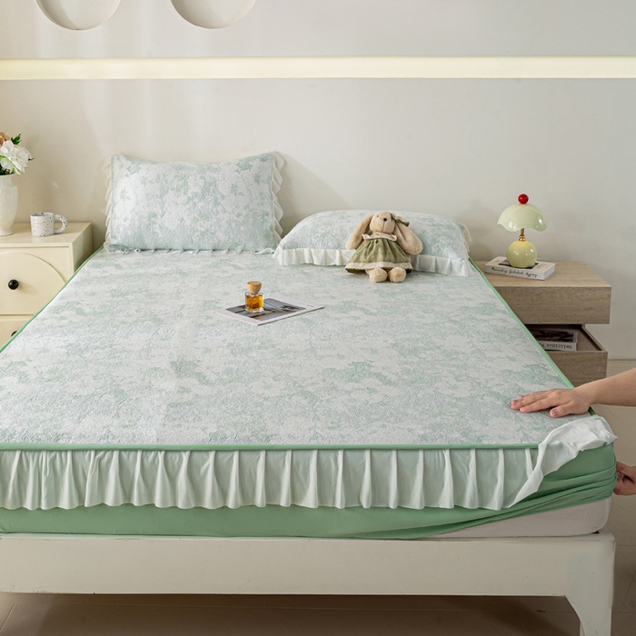 91家纺网 家纺一手货源 找家纺 伊人坊 2026新款A类550克凉感提花值过0.21冰豆豆家用凉席子三件套夏季-花边床笠款 繁花-绿