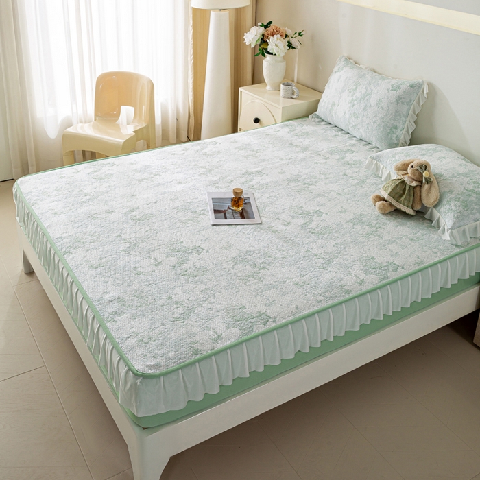 91家纺网 家纺一手货源 找家纺 伊人坊 2026新款A类550克凉感提花值过0.21冰豆豆家用凉席子三件套夏季-花边床笠款 繁花-绿