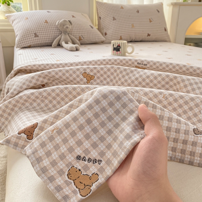 91家纺网 家纺一手货源 找家纺 漫仙阁家纺 2026新款老粗布床单系列 开心熊