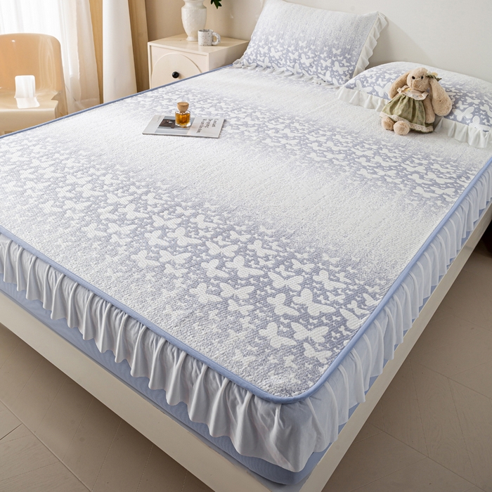 91家纺网 家纺一手货源 找家纺 伊人坊 2026新款A类550克凉感提花值过0.21冰豆豆家用凉席子三件套夏季-花边床笠款 花蝴蝶-蓝紫