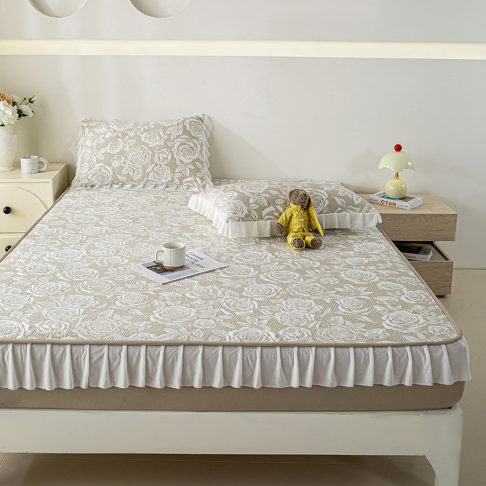 91家纺网 家纺一手货源 找家纺 伊人坊 2026新款A类550克凉感提花值过0.21冰豆豆家用凉席子三件套夏季-花边床笠款 玫瑰-咖