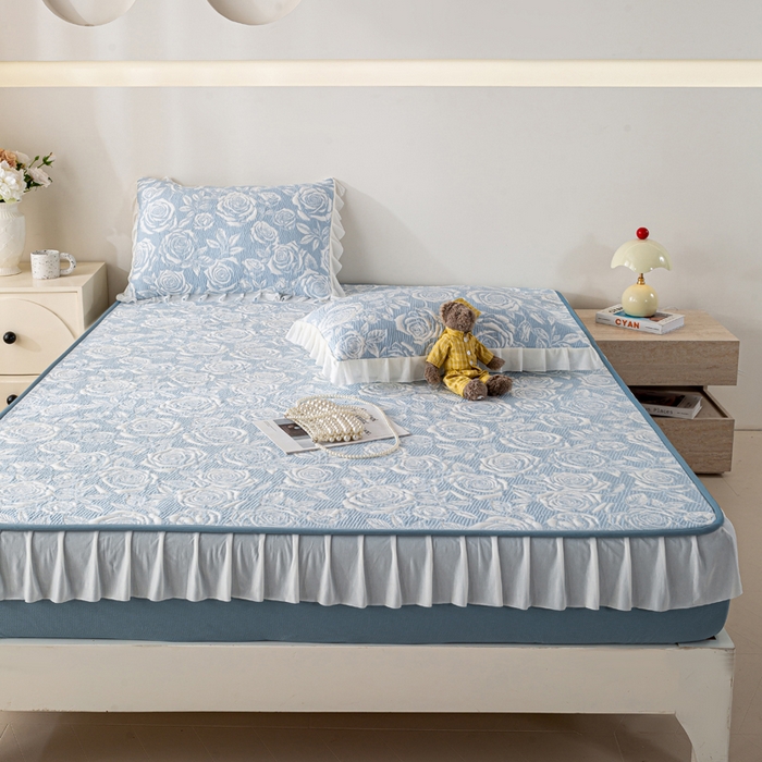 91家纺网 家纺一手货源 找家纺 伊人坊 2026新款A类550克凉感提花值过0.21冰豆豆家用凉席子三件套夏季-花边床笠款 玫瑰-蓝