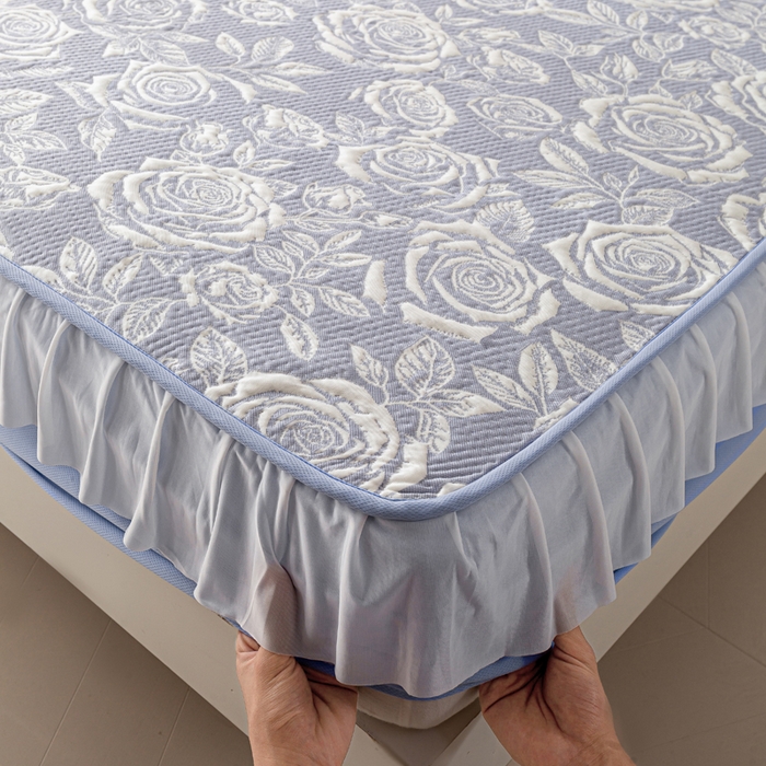 91家纺网 家纺一手货源 找家纺 伊人坊 2026新款A类550克凉感提花值过0.21冰豆豆家用凉席子三件套夏季-花边床笠款 玫瑰-蓝紫